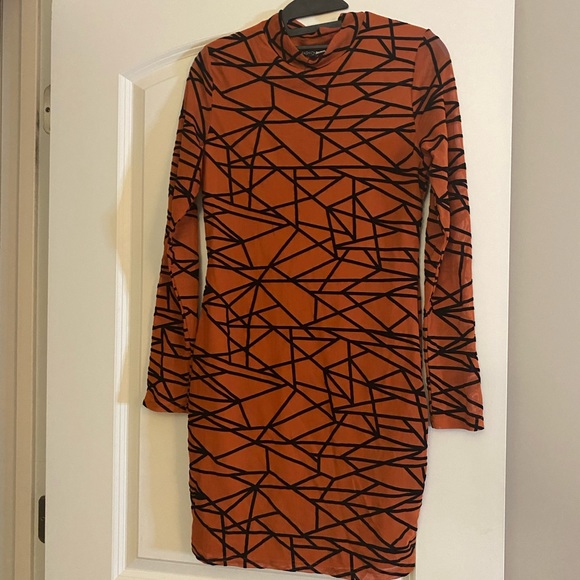 Fashion Nova Mesh It Up Mini Dress Rust w Textured Black Detail - Size M - NWOT - Picture 8 of 9